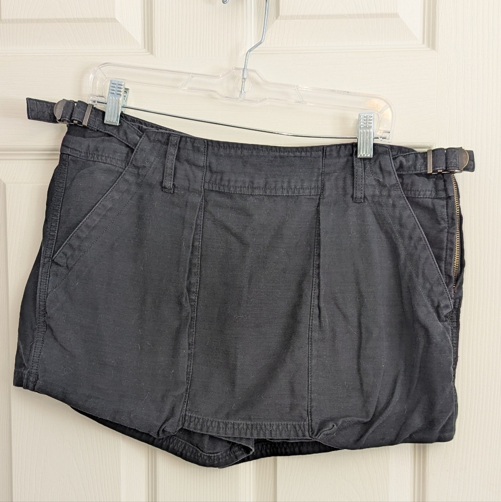 Free People |  Black Mini Skort | size 12
